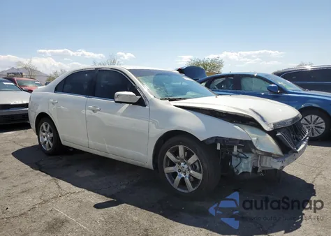 2010 Mercury Milan Premier z USA, uszkodzony, nr VIN 3MEHM0JA8AR654341